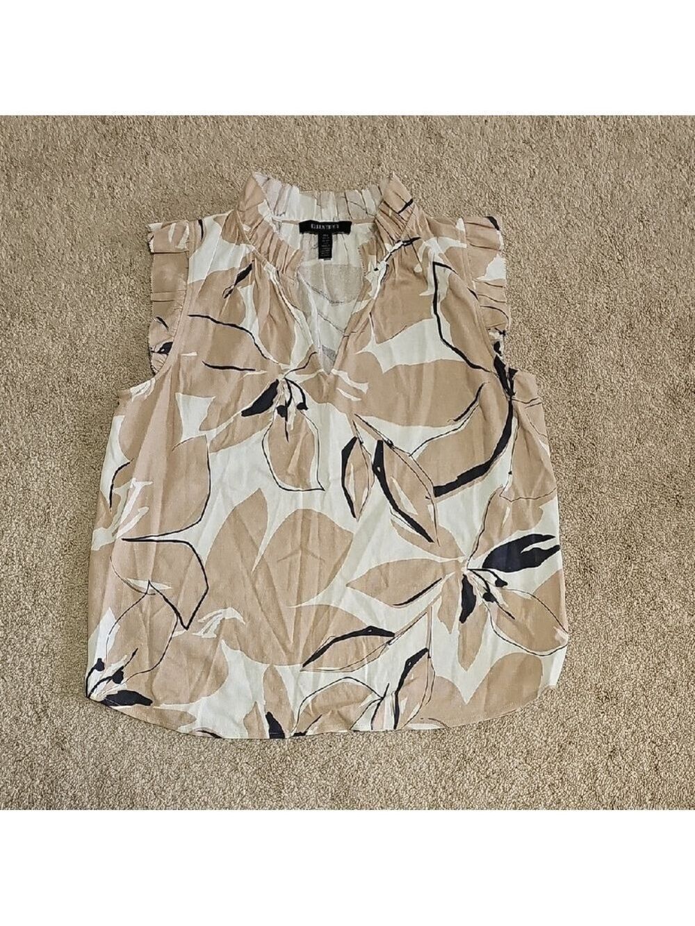Calvin Klein Women's Beige and Black Leaf Print Blouse